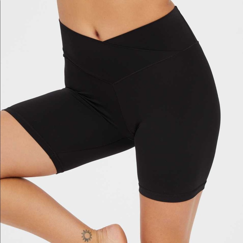 offline crossover real me biker shorts black